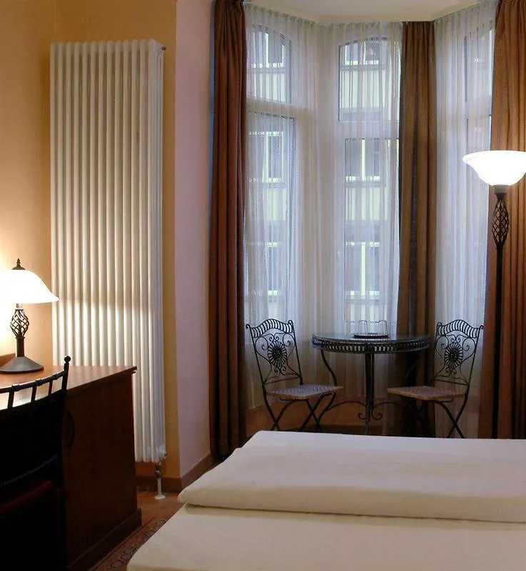 City Hotel West Frankfurt am Main